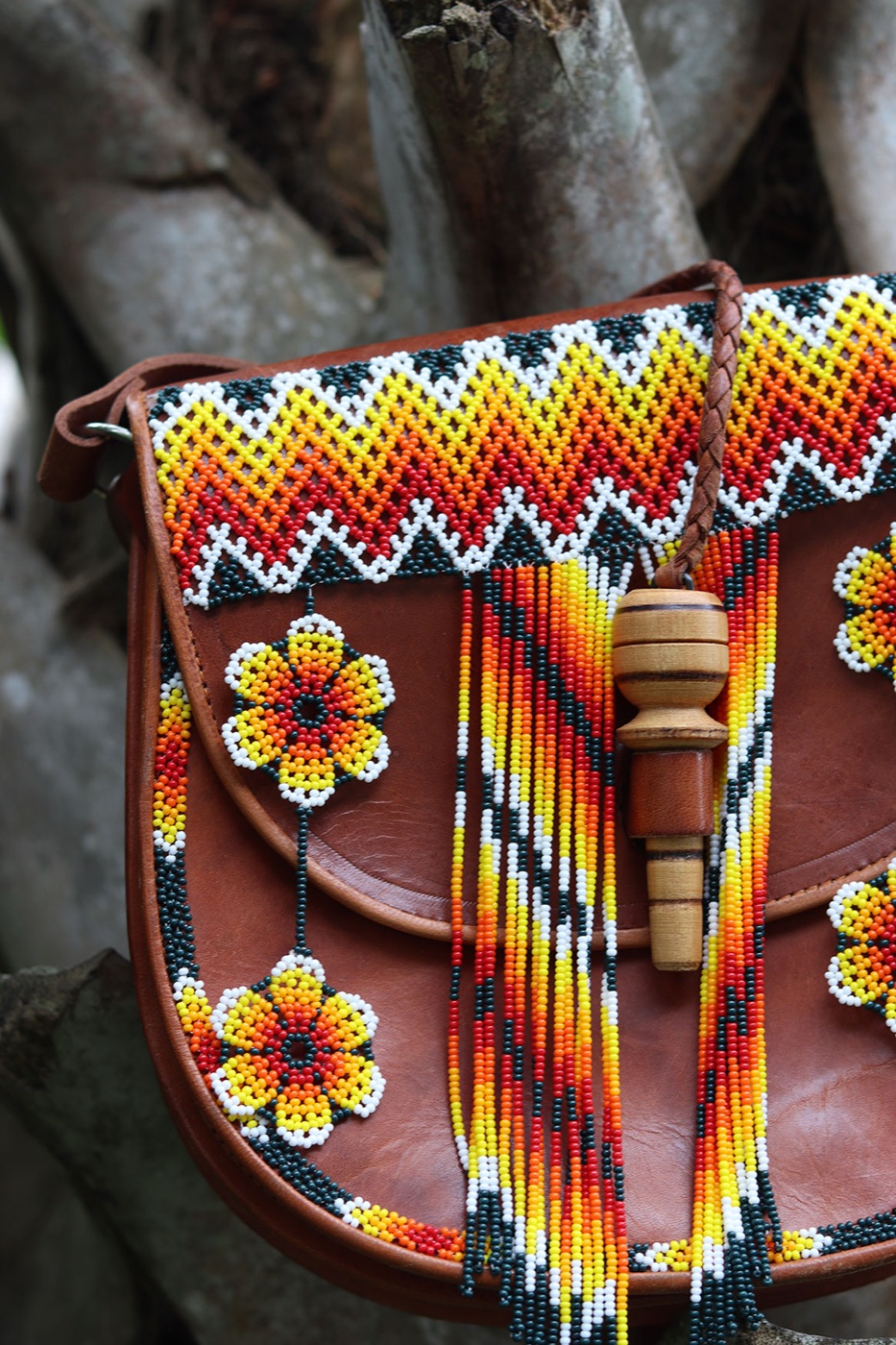 La Flor Leather Fringe Purse